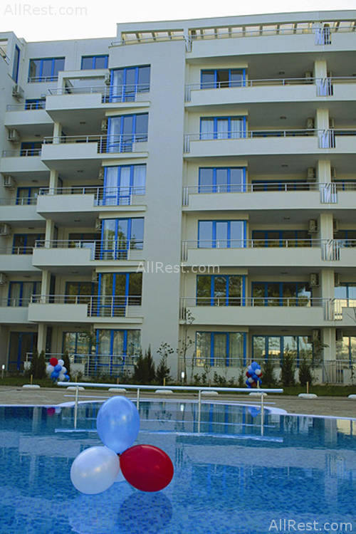 Excelsior Apartments 7